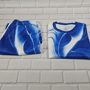 Men's Size Medium 2pc White Blue Swirl Graphic long Sleeve with pants outfit New